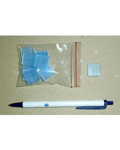acrylic squares; 1.7 x 1.7 x 0.6 cm; clear; 10 pieces