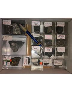 Aris, Windhoek, Namibia; small collection of well identified specimen; 1 lot of 28 specimen