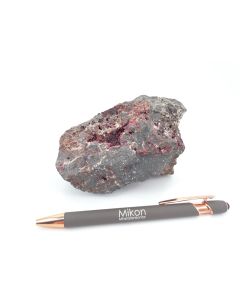 Roselite xls; Bou Azzer, Morocco, Gerd Tremmel collection; Scab
