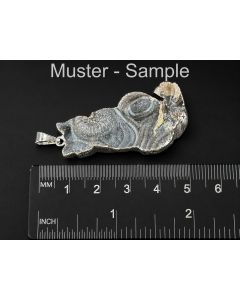 Snake agate quartz geode/druse; in metal setting (silver, real!) as pendant, cat; 1 piece