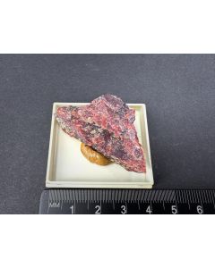 Friedelite, Jouavskite; Wessels Mine, Hotazel, South Africa; Min; unique piece