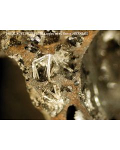 Paralaurionite xx; Pacha Limani, Laurion, Greece; KS