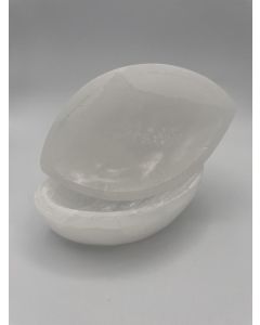 Selenite bowl, oval, white, polished, approx. 10cm, 1 piece