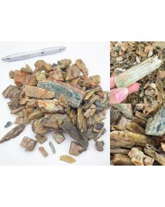 Kyanite crystals; yellow-green, Tanzania; 100 g