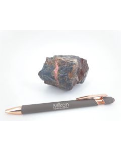 Rhodonite; Sjögruvan, Sweden; Cab