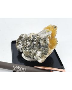 Barite xls; Rosh Pinah Mine, Namibia; Cab