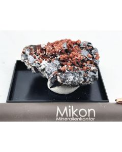 Braunite II xls; N Chwaning Mine, Kalahari Manganese Field, Kuruman, South Africa; Min