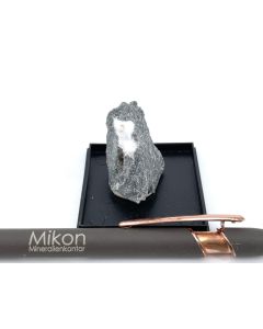 Makatite xls; Aris Ouarry, Aris, Windhoek, Namibia; Min