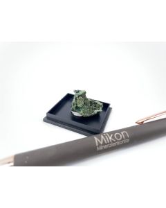 Olivenite xx; Tsumeb Mine, Otavi Bergland, Namibia; Min