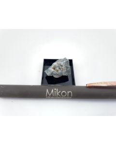 Sazhinite - (La) xls; Aris Quarry, Windhoek, Namibia; MM