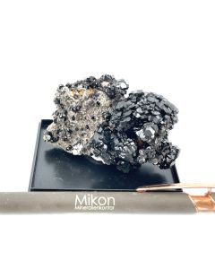 Schörl xls, Fluorite xls; Erongo, Namibia, Gerd Tremmel collection; Scab