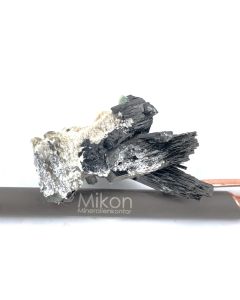 Schorl xls; Tourmaline; Erongo Mtns., Usakos, Namibia; Min