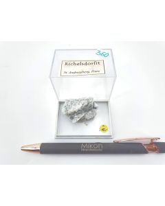 Richelsdorfite xls; Samson Mine, St. Andreasberg, Harz, Germany; Scab (360)