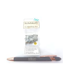 Richelsdorfite xls; Samson Mine, St. Andreasberg, Harz, Germany; Scab (361)