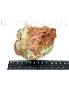 Quartz (Var. Chrysoprase); Poland; Cab