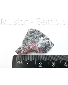 Eudialyte; Norra Kärr, Sweden; MM