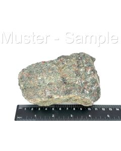Eclogite; Weißenstein, Hof, Bayern, Germany; Cab