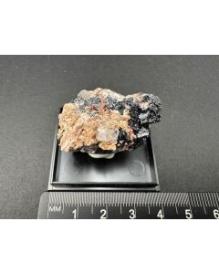 Hausmannite, Brucite xls; N'Chwaning II Mine, Kalahari Manganese Field, South Africa; Min; unique piece
