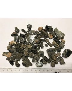 Epidote; dark green crystalls, pure, Mali; 100 g