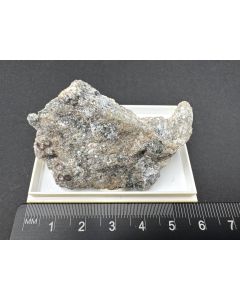 Clintonite; Crestmore, CA, USA; Scab; unique piece

