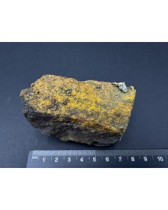 Rakovanite xls; Pandora Mine, UT, USA; Scab; unique piece
