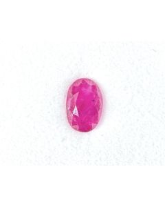 Ruby; faceted; 5 x 7 mm; Mozambique; unique piece