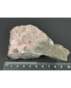 Clinosafflorite; Nordgruvan, Nordmark, Sweden; Scab; unique piece
