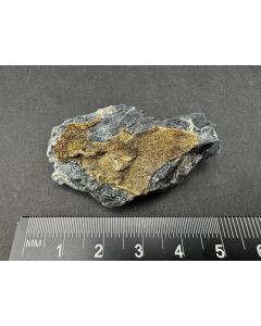 Pyrite xls, Stilbite xls; Huneberg Quarry, Bad Harzburg, Harz, Germany; Min; unique piece
