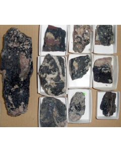 Uraninite (Pichblende), Pribram, CZ, 1 lot of top end specimen