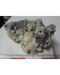 Strontianite xx; Meckley's Quarry, PA, USA; HS