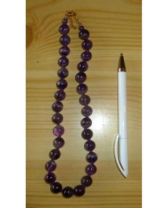 Necklace with 12 mm amethyst (top colour!) spheres, 45 cm long, 1 piece