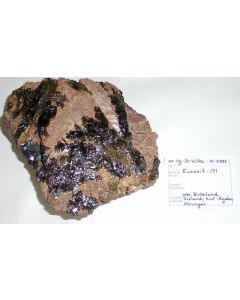 Euxenit - (Y) (xx); Birkeland Quarry, Iveland, Norway; GS