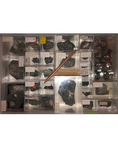 Aris, Windhoek, Namibia; small collection of well identified specimen; 1 lot of 29 specimen