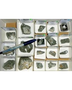 Aris, Windhoek, Namibia; small collection of well identified specimen; 1 lot of 45 specimen, large flat