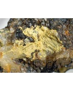 Oxyplumboromeite (Bindheimite); Lucky Cuss Mine, Tombstone, AZ, USA; MM