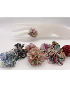 Flower rings (textile), set of 12 different ones