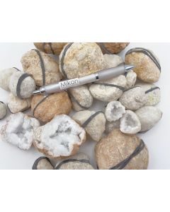 Quartz geodes (quartz druse, quartzgeode); ca. 6-10 cm, open, Midelt, Morocco; 100 pieces