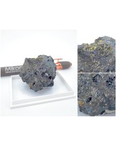 Bornite, tsumcorite, goethite, cerussite; Tsumeb, Otavi Mountains, Namibia, Gerd Tremmel collection; Min, single piece