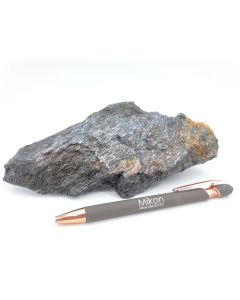 Attacolite (xx), Berlinite (xx); Vastana, Iron Mine, Sweden; Cab