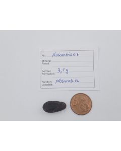Columbianit (Tectite); Columbia, piece 2,2 cm; 1 piece with 3,1 g