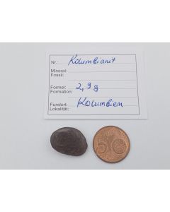 Columbianit (Tectite); Columbia, piece 2,1 cm; 1 piece with 2,9 g