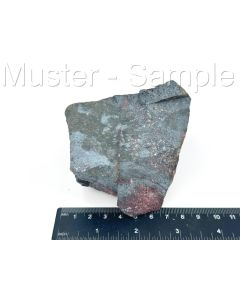 Garnet, Diopside, Hematite ("Langban colourful"); Sweden; Scab