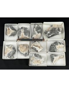 Stilbite xls; UV-active!; Osilo, Sardinia, Italy; 1 lot with 10 pieces; unique