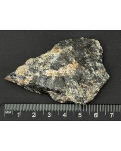 Hastingsite (xls); Almunge, Sweden; Min; unique piece
