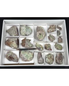 Creaseyite xls, native Gold, Mimetite xls, Wulfenite xls; Tiger, AZ, USA; 1 flat; unique (1)
