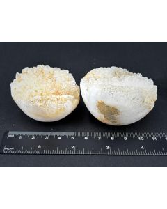 Jasper; spheres, semi-polished; 2 unique specimen as pair
 
