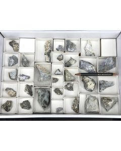 Fukalite, Spurrite violet, Parasibirskite, Oyelite; Fuka Mine, Takahashi, Japan; 1 unique flat