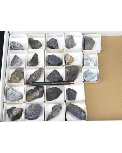 Dumortierite; Yuma, CA, USA; 1 lot with 23 pieces; unique