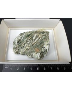 Actinolite (xls); Itremo, Madagascar; Scab; unique piece