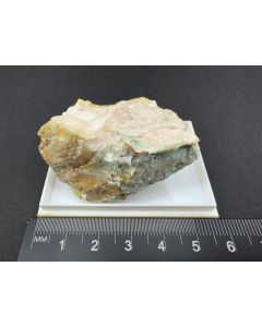 Alunite; Mt. Diablo, NV, USA ; Min; unique piece.
